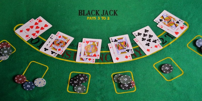 Blackjack nằm trong top game bài online sở hữu số lượng người chơi lớn
